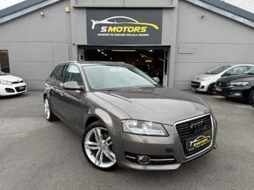 Audi A3 2011 photo 2