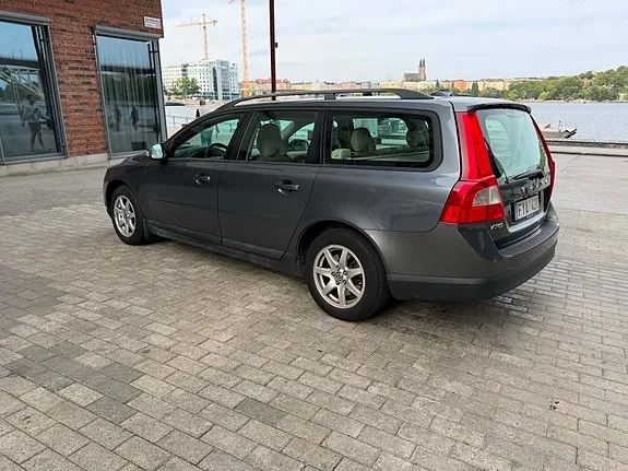 Volvo V70 2008 photo 3