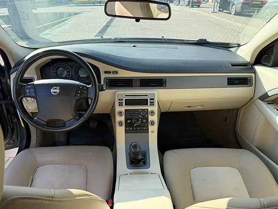 Volvo V70 2008 photo 5