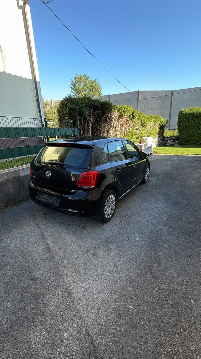 Volkswagen Polo 2013 photo 2