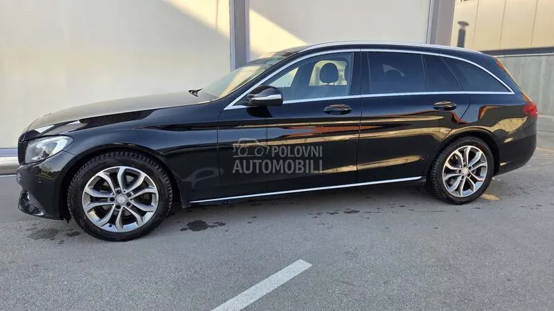 Mercedes-Benz C 200 2016 photo 4