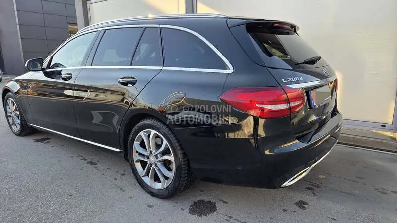 Mercedes-Benz C 200 2016 photo 5