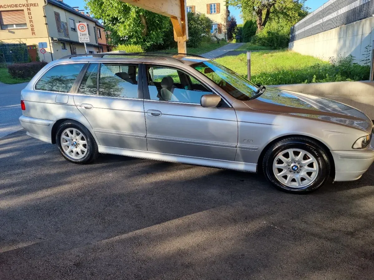 BMW 5 Series 2000 photo 3