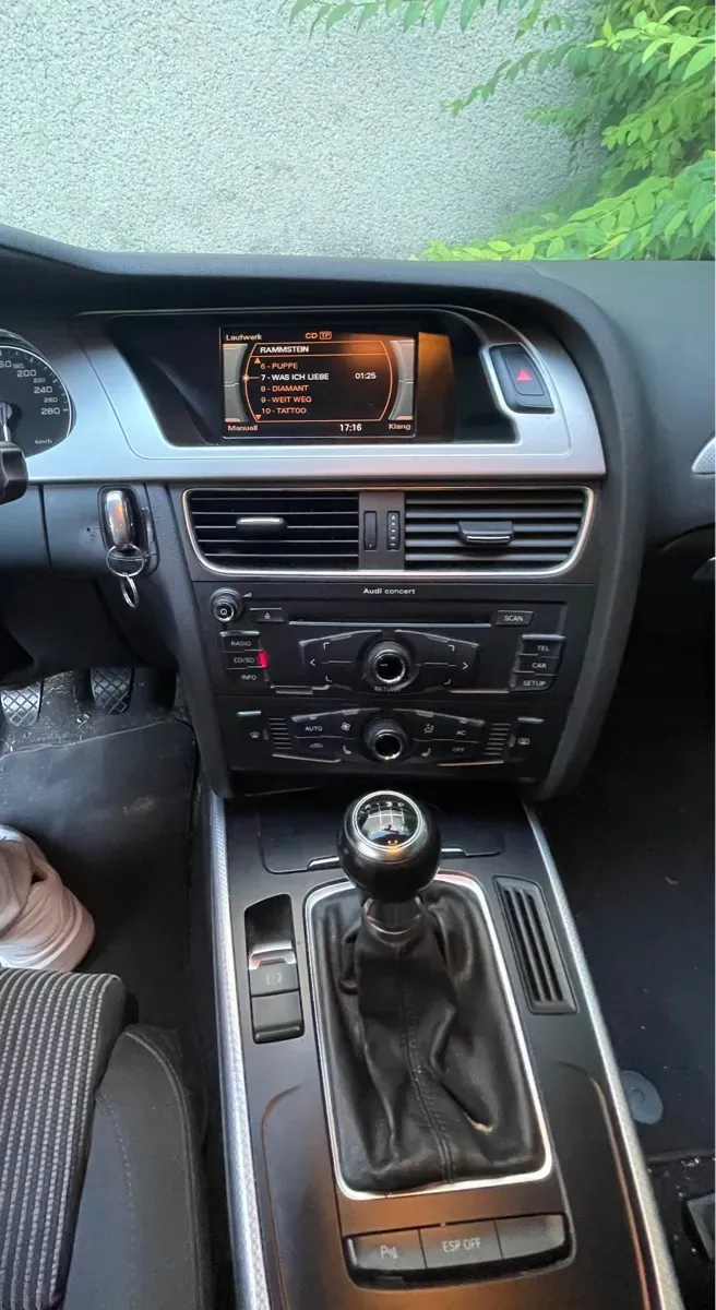 Audi A4 2008 photo 3