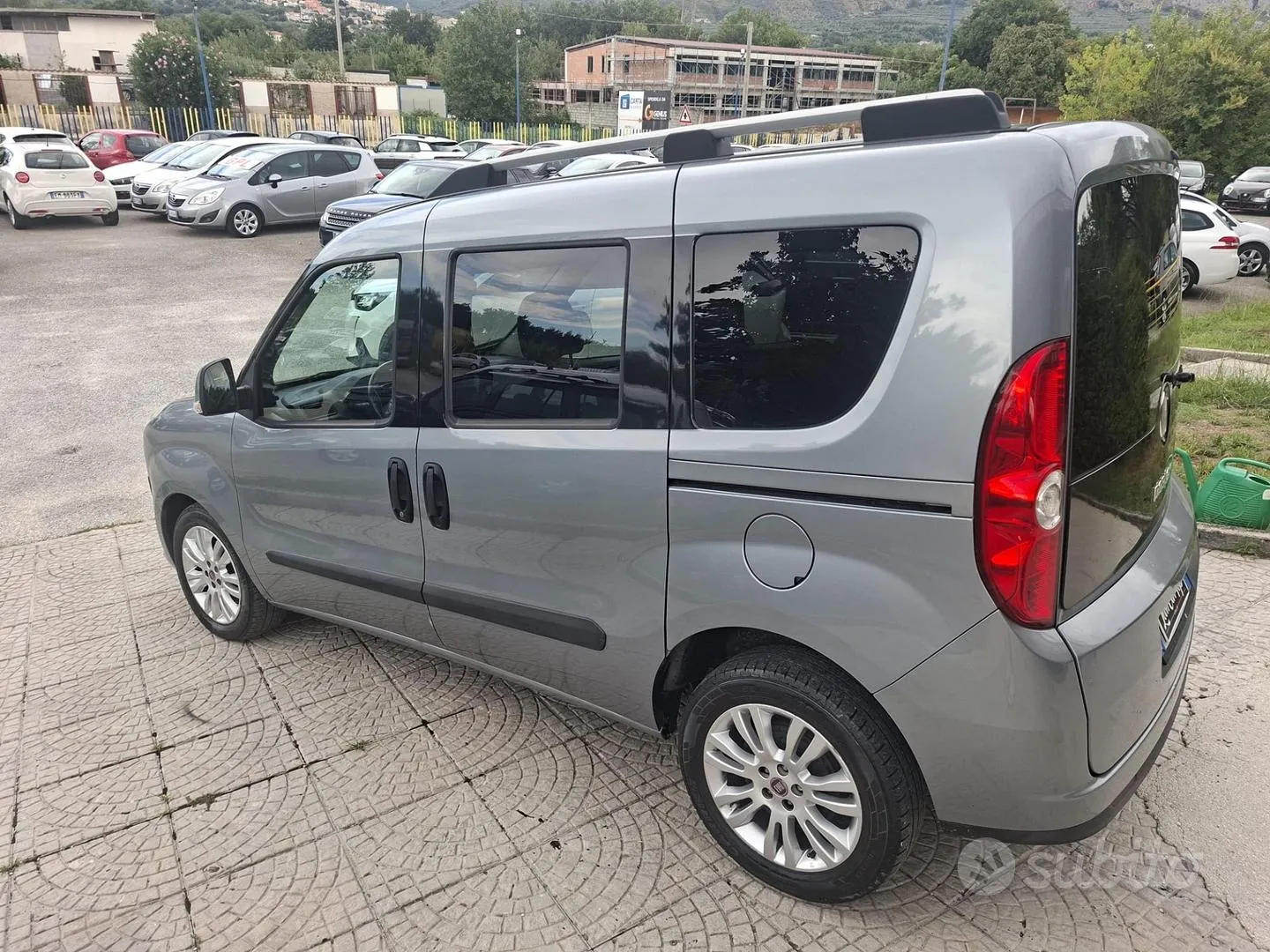 Fiat Doblo 2012 photo 3