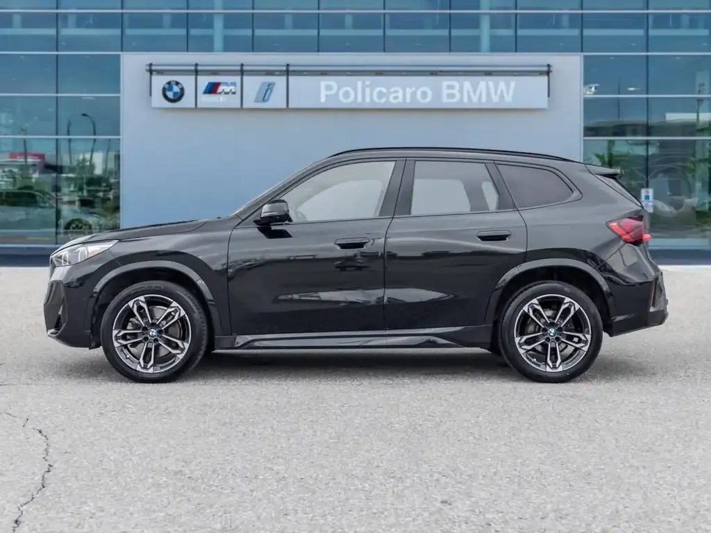 BMW X1 2023 photo 3