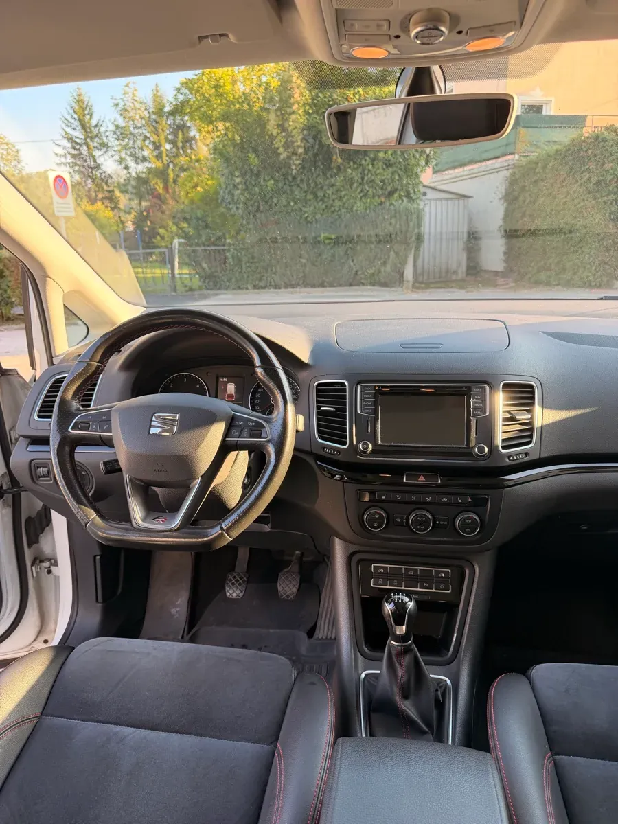Seat Alhambra 2016 photo 3