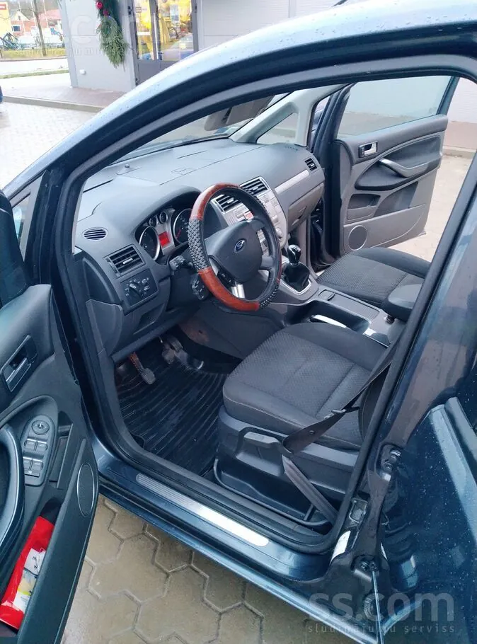Ford C-Max 2010 photo 5