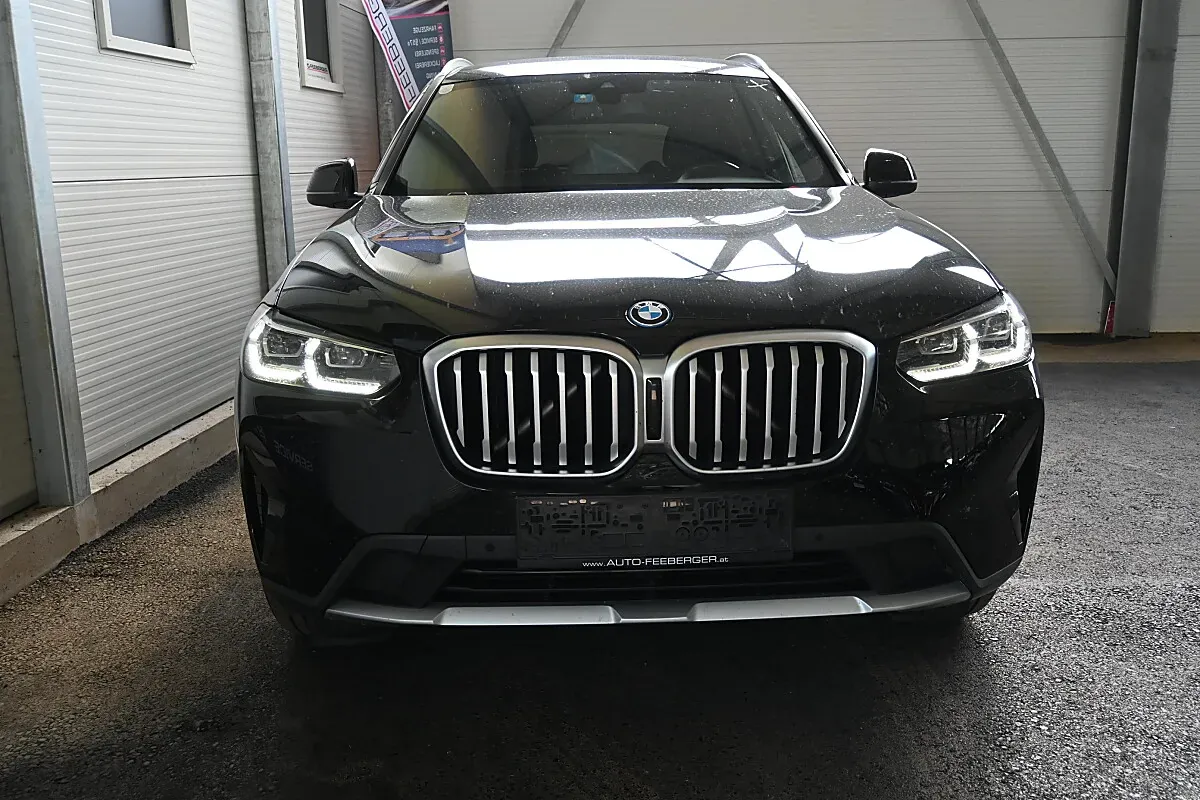 BMW X3 2022 photo 2