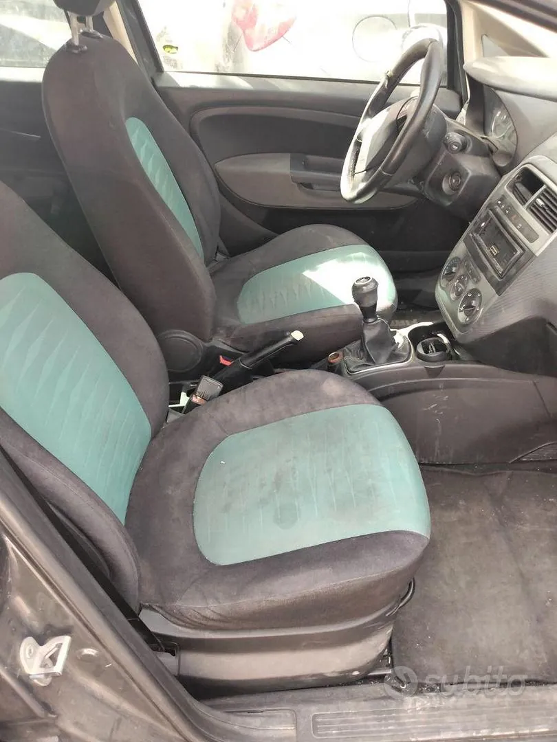 Fiat Grande Punto 2009 photo 5