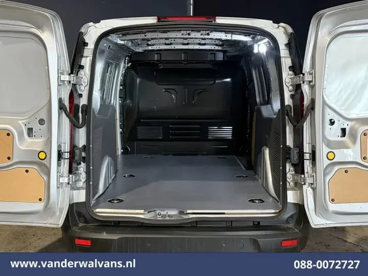 Ford Transit Connect 2022 photo 3