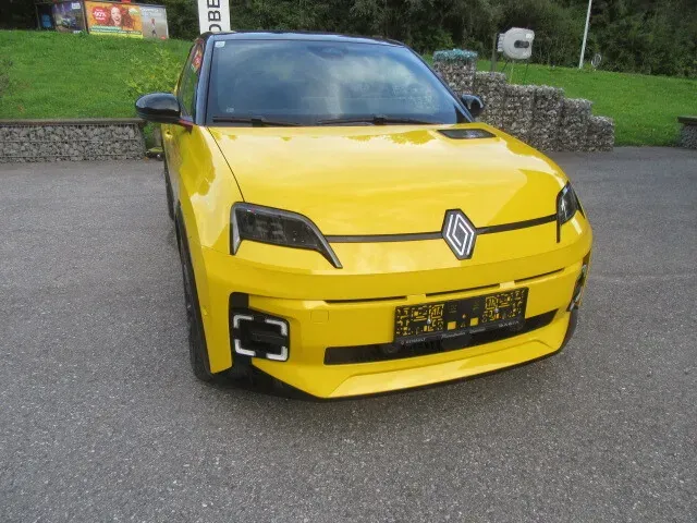 Renault R5 2024 photo 3