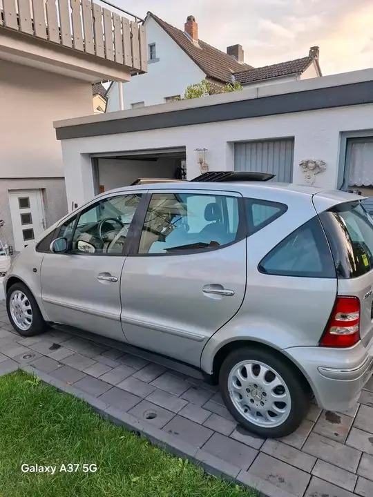 Mercedes-Benz A160