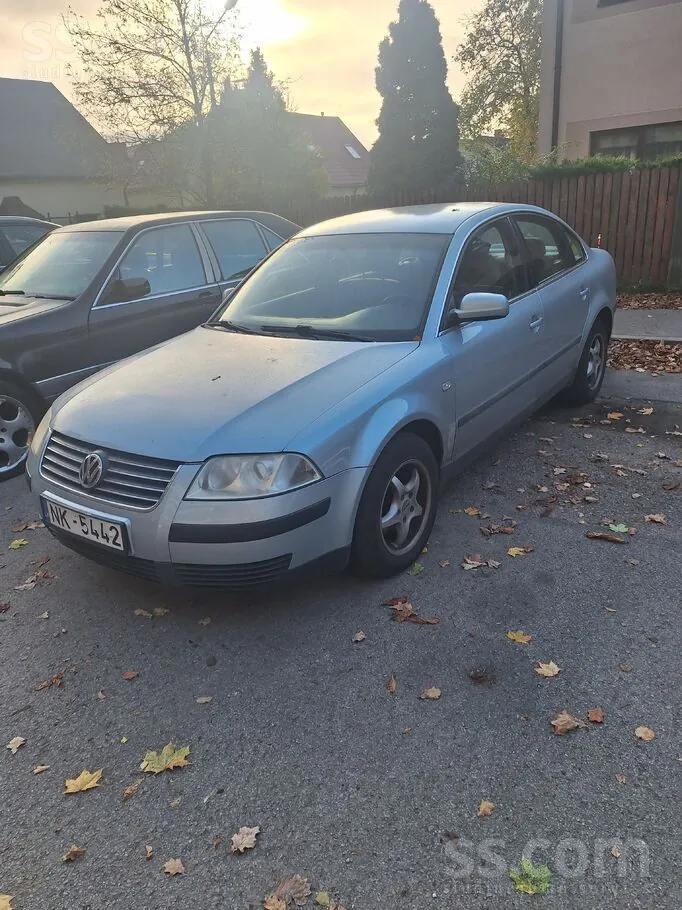 Volkswagen Passat 2001 photo 2