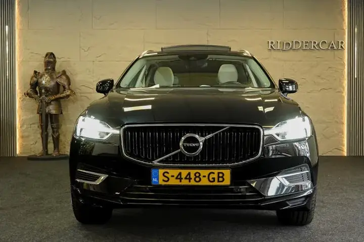 Volvo Xc60 2020 photo 2