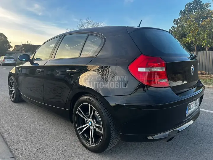 BMW 118 2008 photo 3