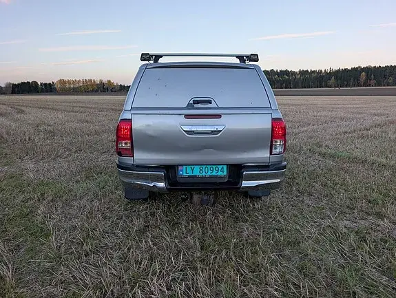 Toyota Hilux 2016 photo 4