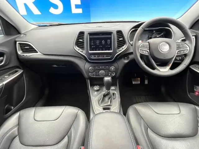 Jeep Cherokee 2021 photo 2