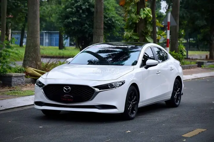 Mazda 3 2024 photo 3
