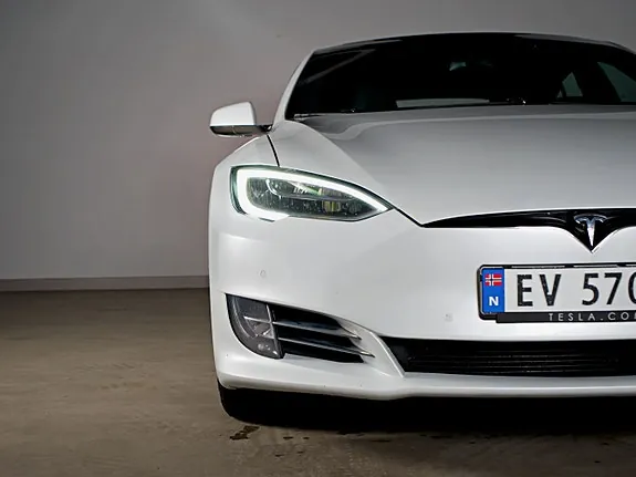Tesla Model S 2019 photo 3