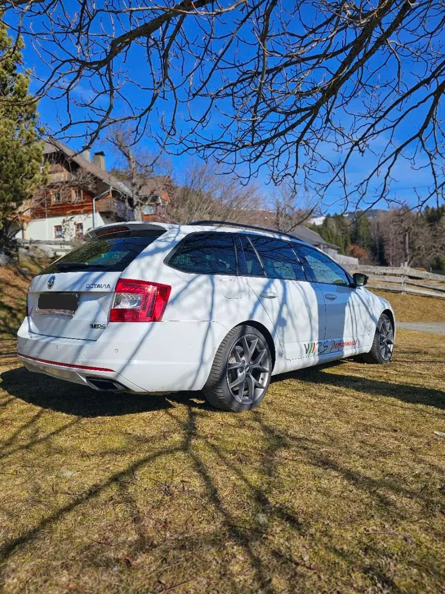 Skoda Octavia 2016 photo 3