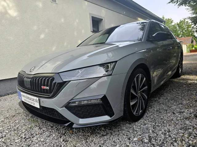 Skoda Octavia Combi 2021 photo 2