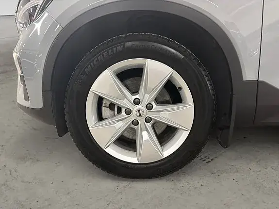 Volvo Xc40 2024 photo 4
