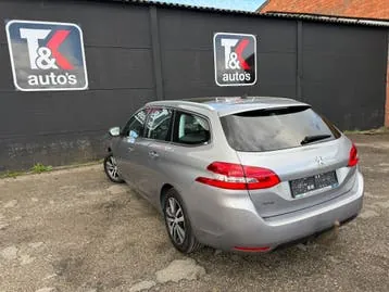 Peugeot 308 2019 photo 3