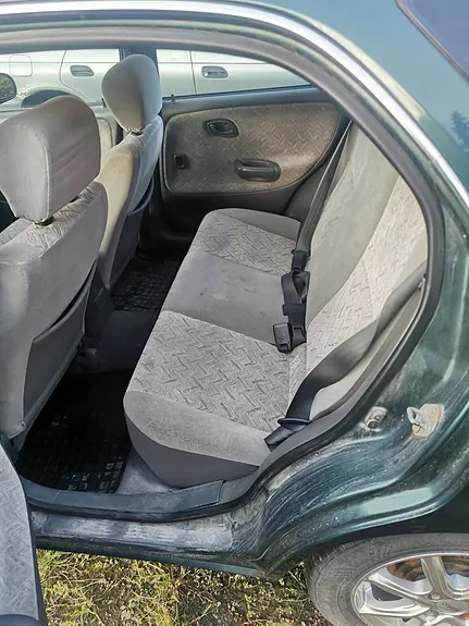 Suzuki Baleno 1999 photo 5