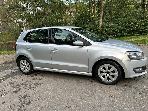 Volkswagen Polo 2011 photo 3