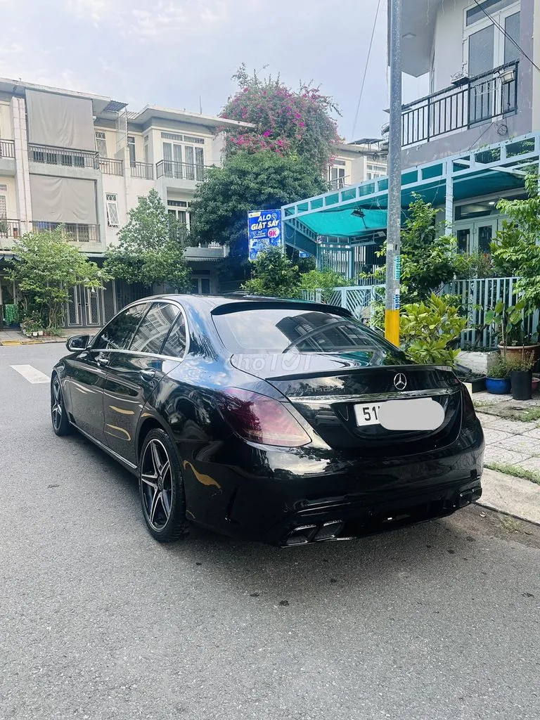 Mercedes-Benz C-Class 2016 photo 3