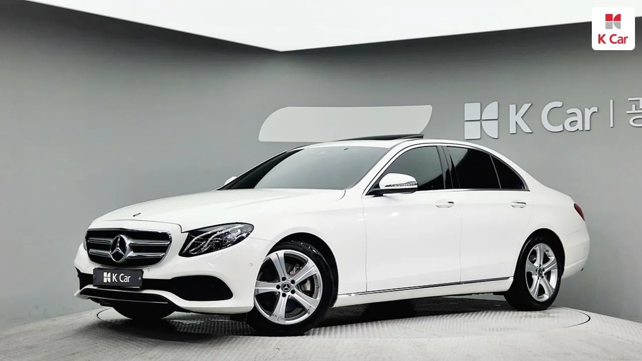 Mercedes-Benz E-Class 2018 photo 3