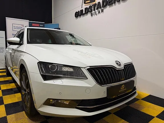 Skoda Superb 2018 photo 4