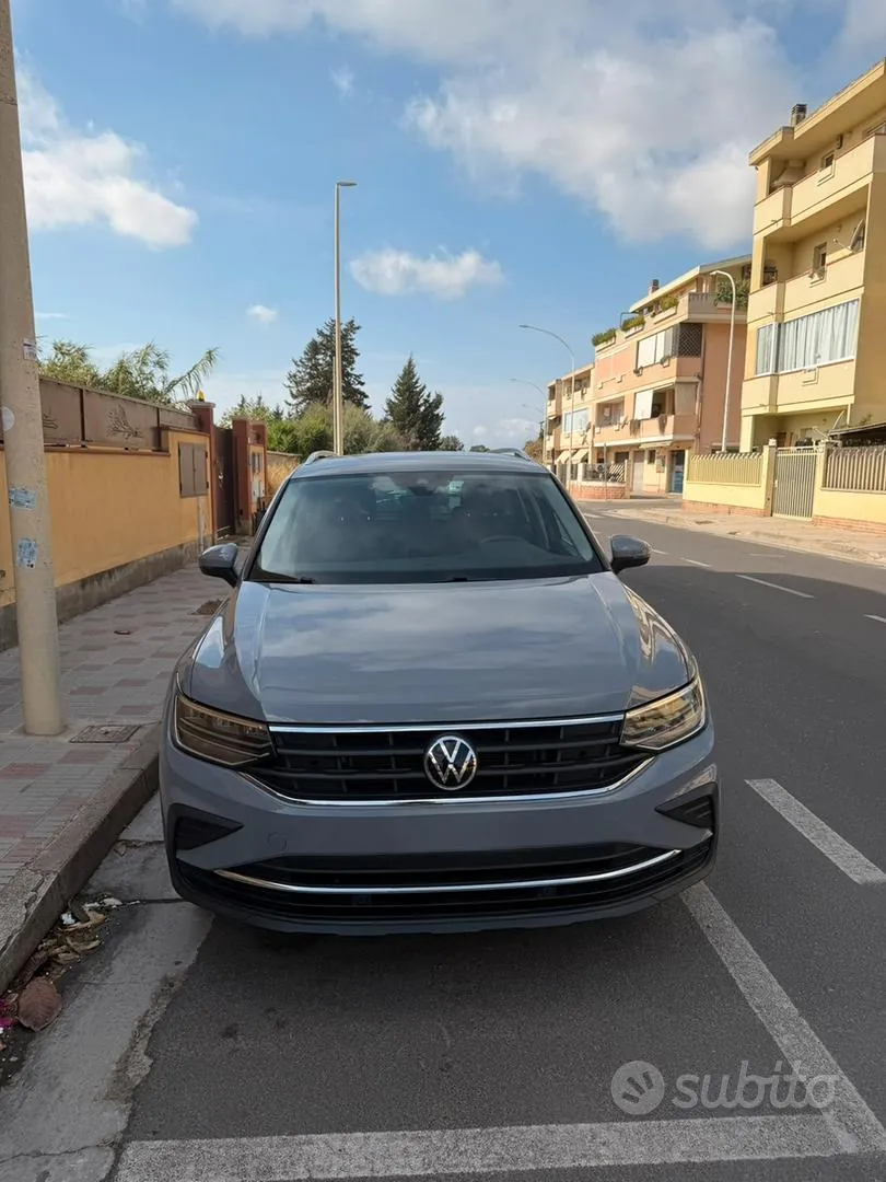 Volkswagen Tiguan 2021 photo 2