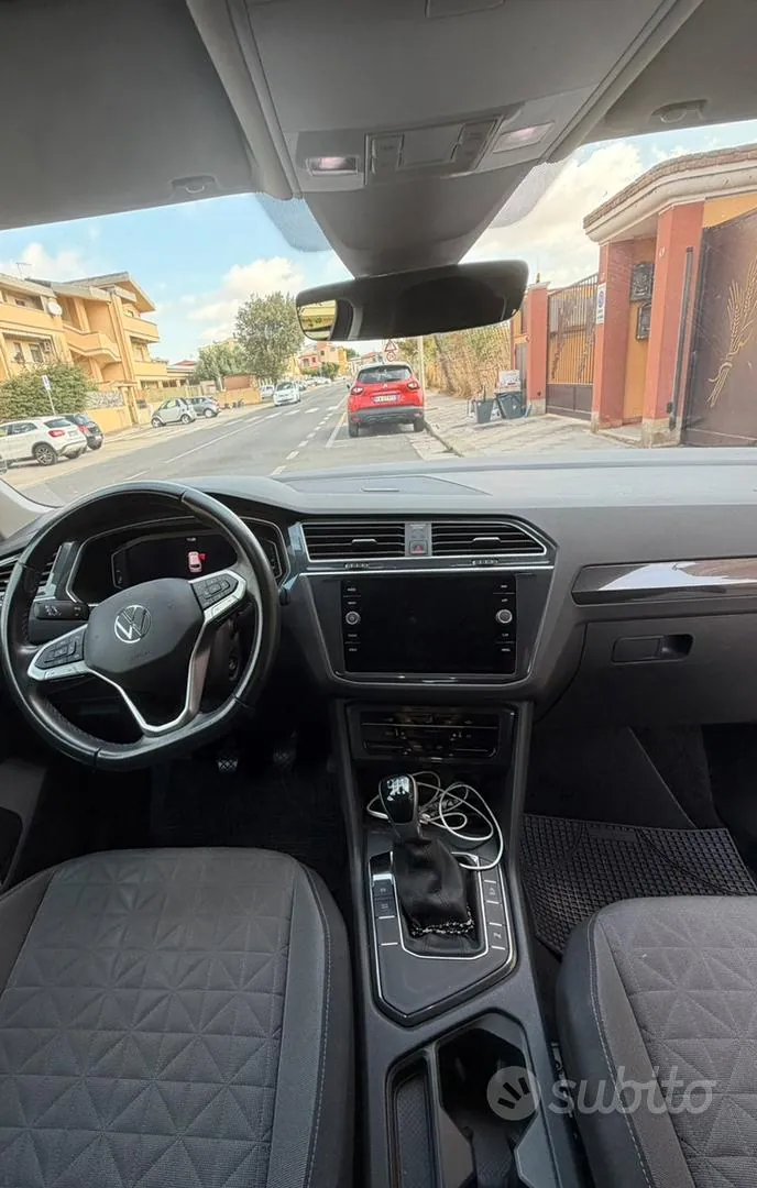 Volkswagen Tiguan 2021 photo 3