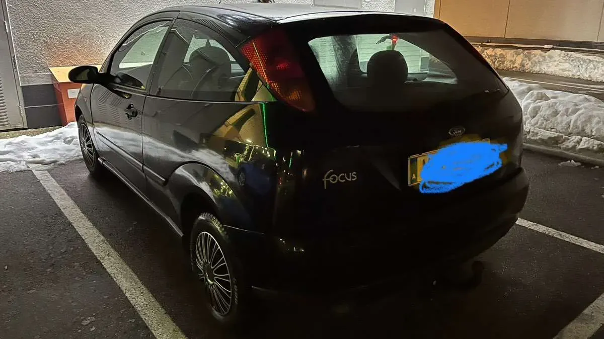 Ford Focus 2001 photo 2