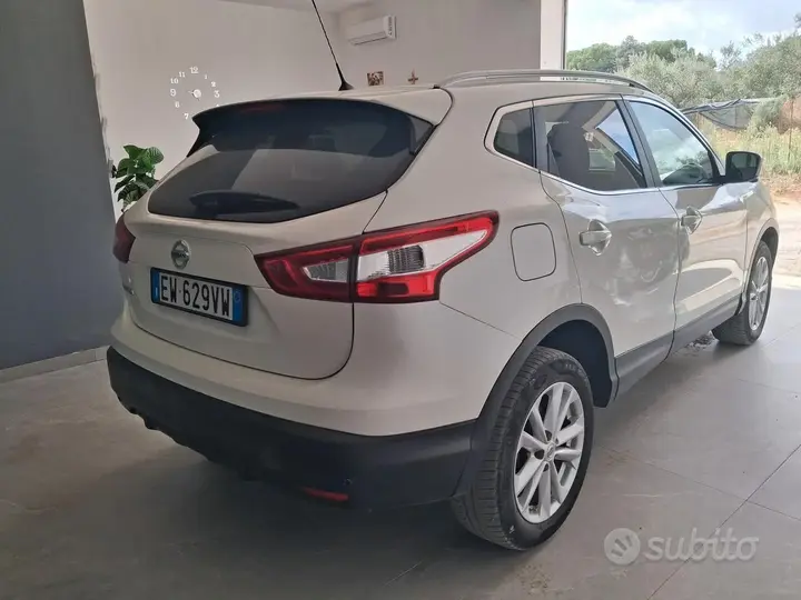 Nissan Qashqai 2014 photo 4