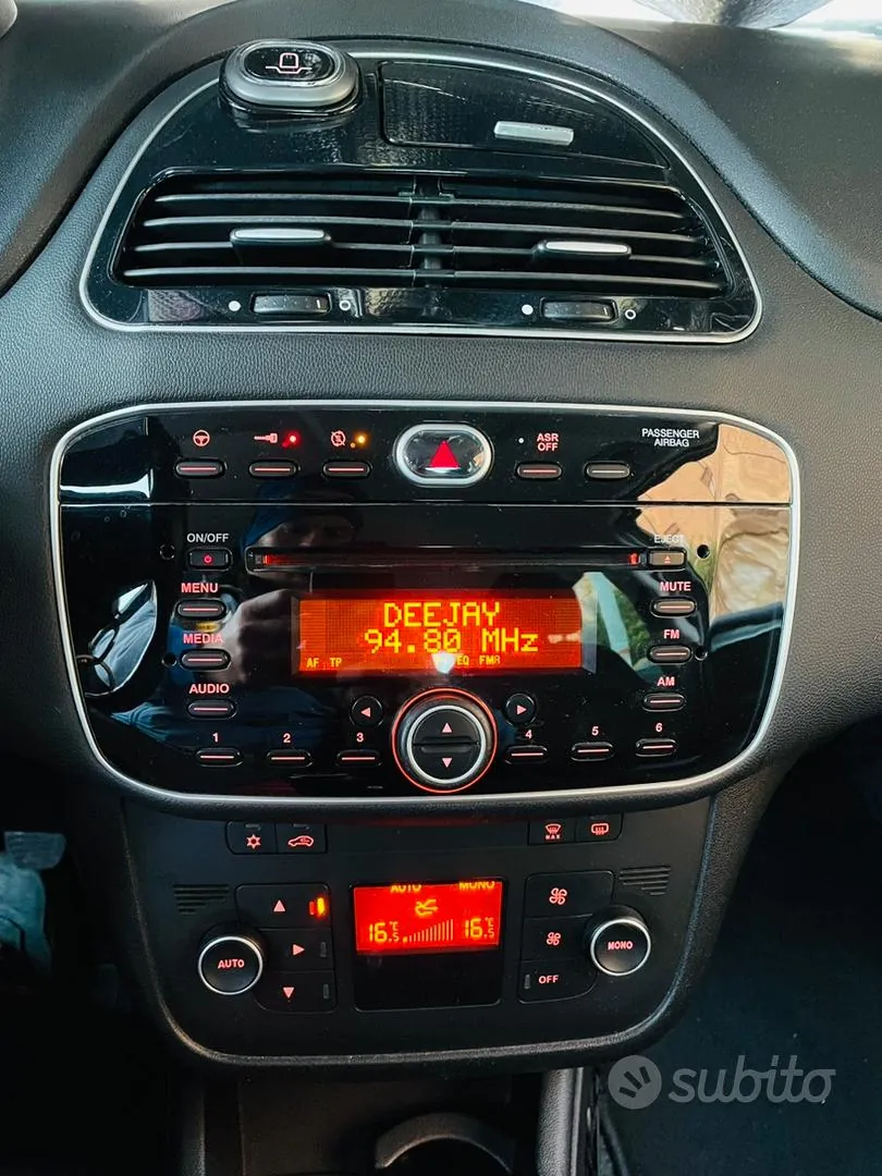 Fiat Punto 2015 photo 3