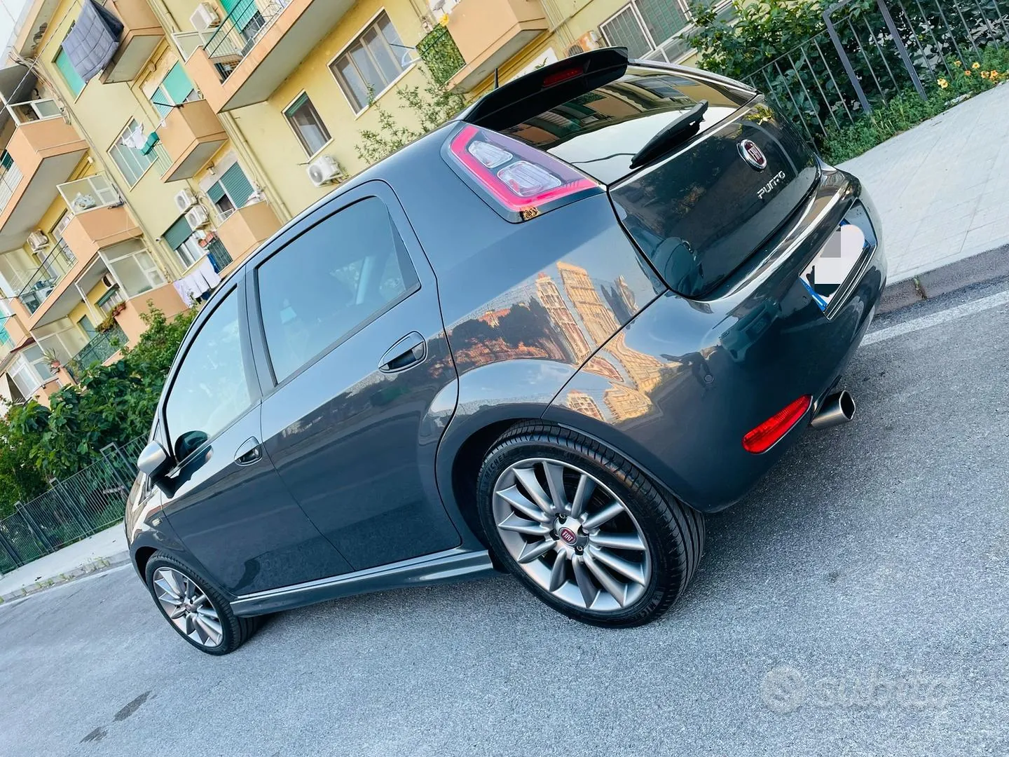 Fiat Punto 2015 photo 2