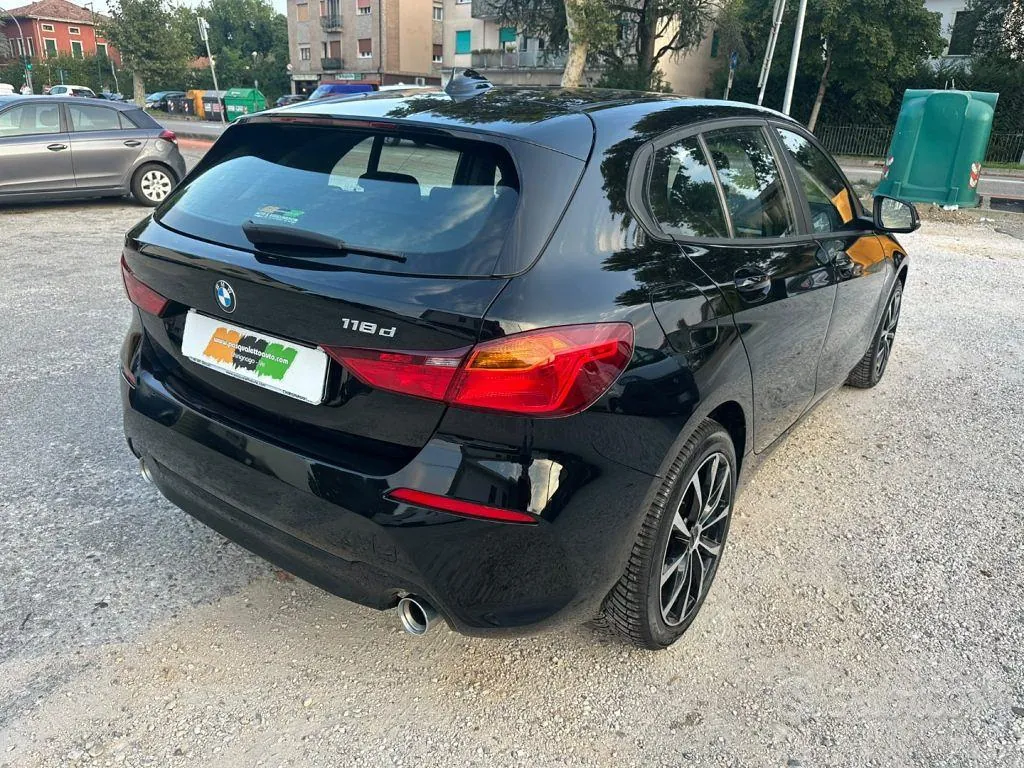 BMW 1 Series 2019 photo 3