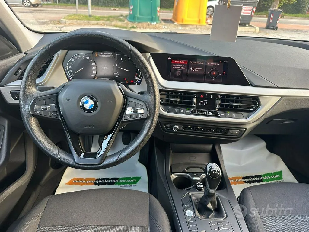 BMW 1 Series 2019 photo 4