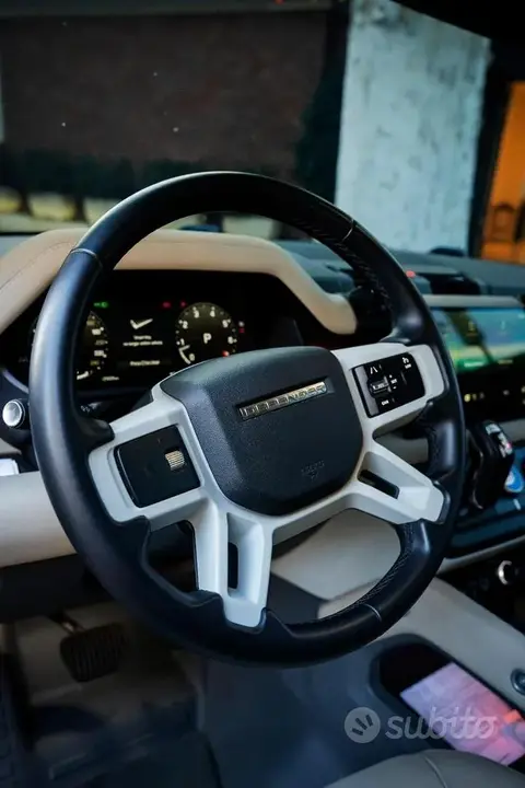 Land Rover Defender 2024 photo 5