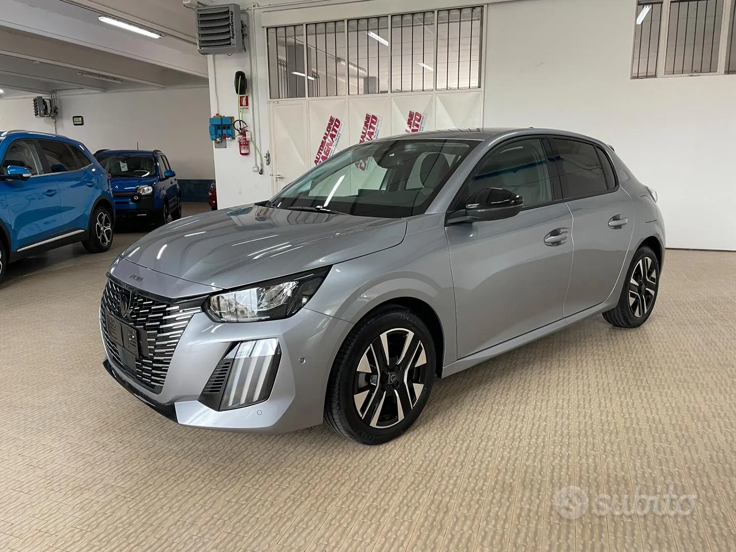 Peugeot 208 2025 photo 2