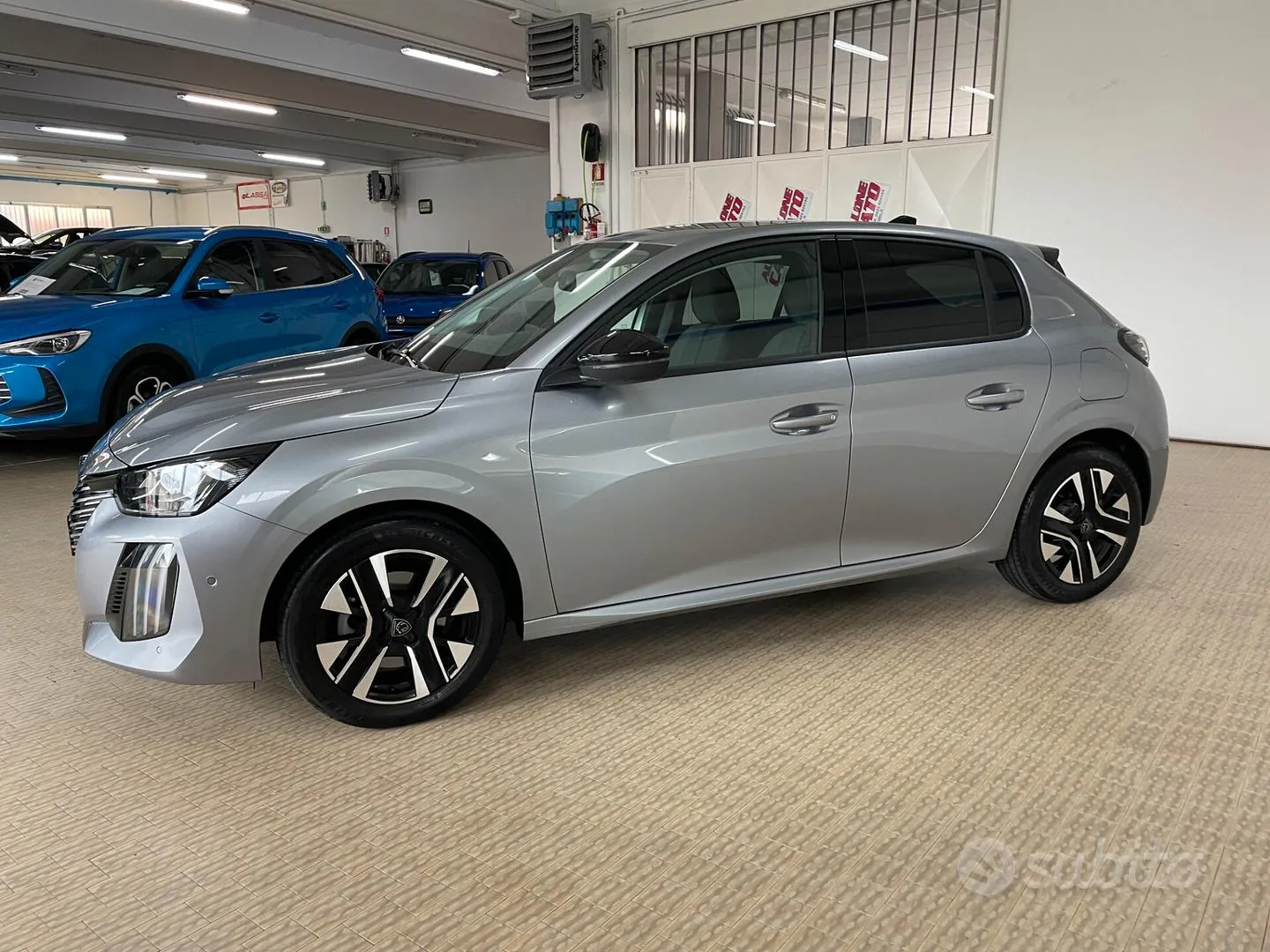 Peugeot 208 2025 photo 3