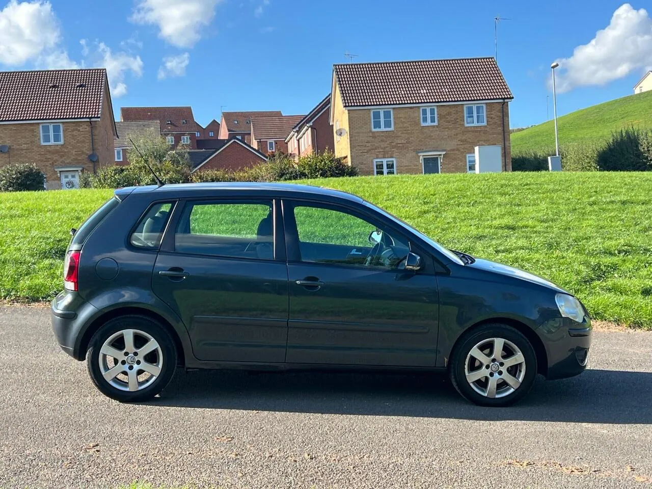 Volkswagen Polo 2009 photo 2