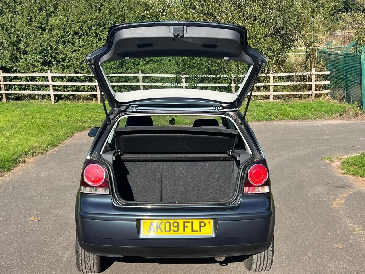 Volkswagen Polo 2009 photo 5
