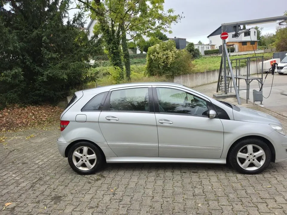 Mercedes-Benz B 150