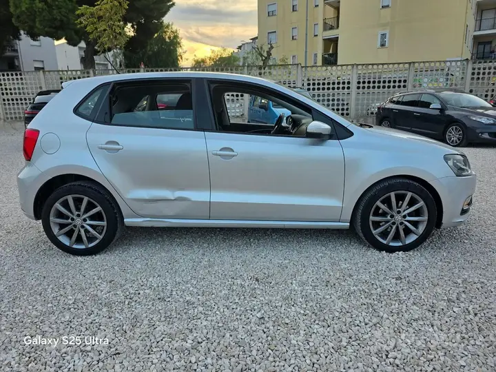 Volkswagen Polo 2016 photo 4