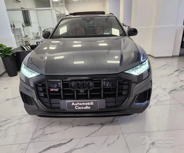 Audi Q8