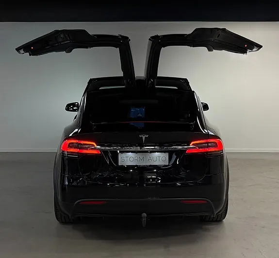 Tesla Model X 2017 photo 5